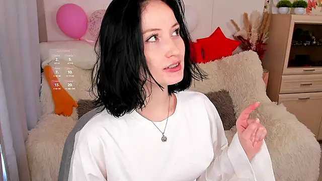 LisaMooore online show from 04-19-26, 12:06