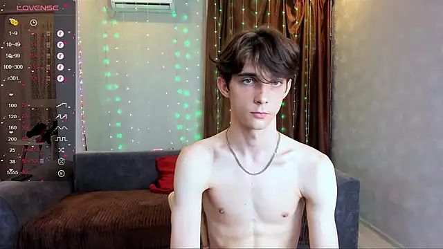Aaron Boom online show from 06-18-26, 06:13