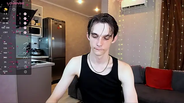 Aaron Boom online show from 06-27-26, 08:04