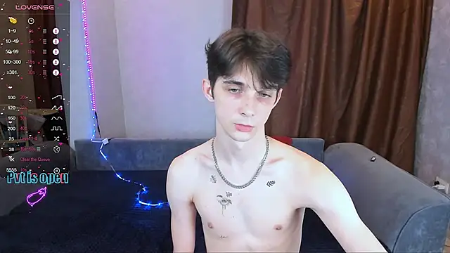 Aaron Boom online show from 03-26-26, 09:35