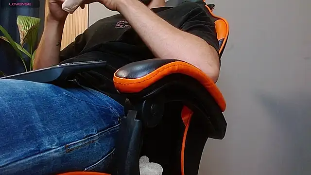 Mr WhiteCock online show from 10-22-25, 12:21