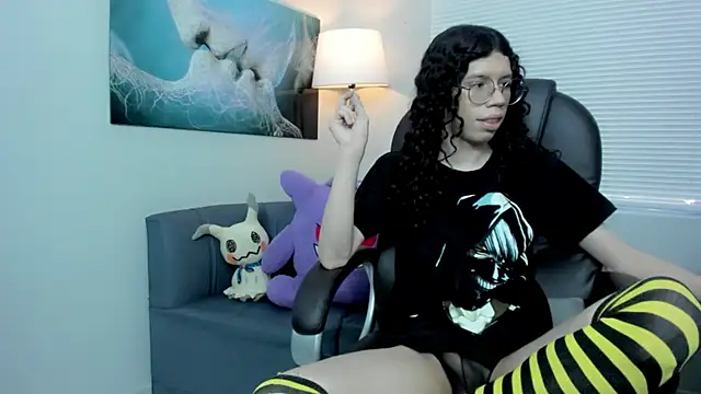 Angel Dust18 online show from 12-20-25, 04:43