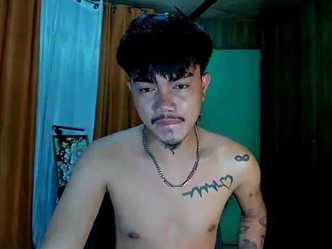 cutievrinx online show from 11-27-25, 04:13