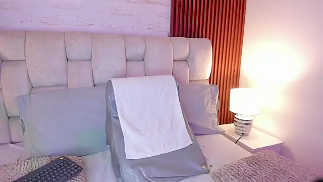 SophiaWylde online show from 01-10-26, 01:23