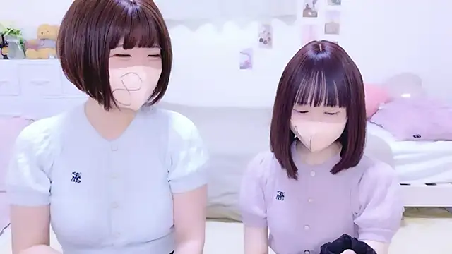 841 yayoi online show from 06-12-26, 04:21