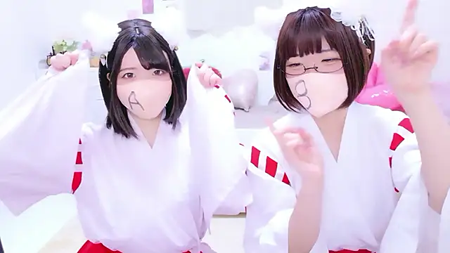 841 yayoi online show from 04-08-26, 04:03