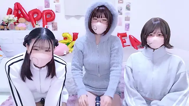 841 yayoi online show from 01-07-26, 10:20