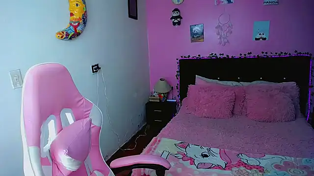 SweetKim21 online show from 06-03-26, 03:51
