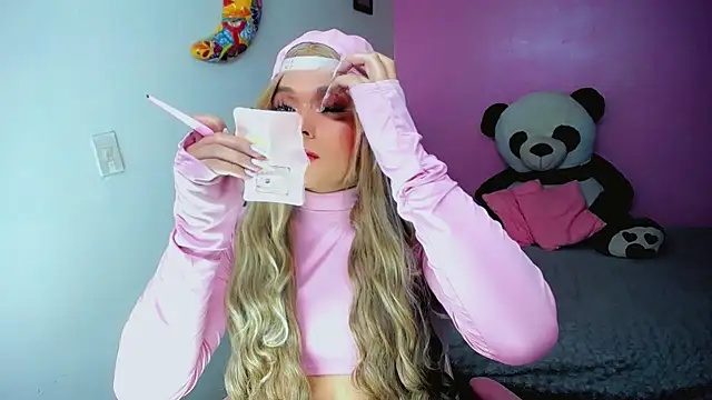 SweetKim21 online show from 11-14-25, 06:39