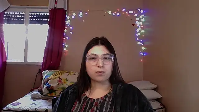 Snapshot of imsohornydacom chatting on 06-03-26, 05:39 imsohornydacom online show from 06-03-26, 05:39