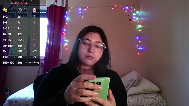 Snapshot of imsohornydacom chatting on 05-03-26, 05:05 imsohornydacom online show from 05-03-26, 05:05