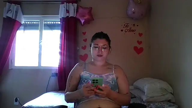 Snapshot of imsohornydacom chatting on 03-13-26, 05:51 imsohornydacom online show from 03-13-26, 05:51
