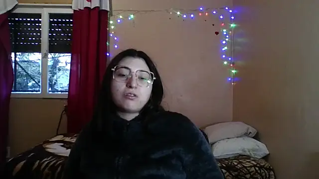 Snapshot of imsohornydacom chatting on 05-15-26, 08:40 imsohornydacom online show from 05-15-26, 08:40