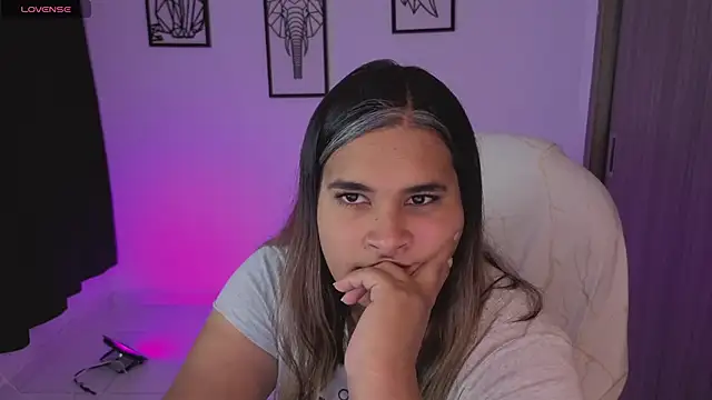 Snapshot of Kathee_zep chatting on 02-13-26, 01:49 Kathee zep online show from 02-13-26, 01:49