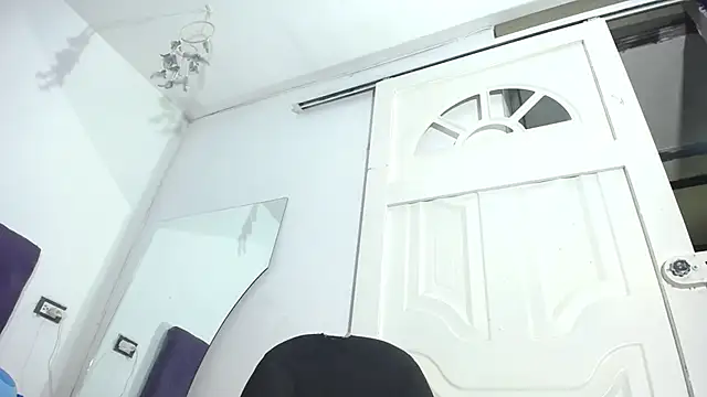 Snapshot of Squirter_pussybomb chatting on 03-18-26, 08:17 Squirter pussybomb online show from 03-18-26, 08:17