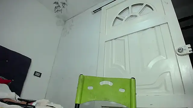 Squirter pussybomb online show from 05-15-26, 05:16