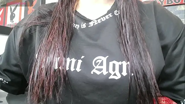 Snapshot of dayadubey_ chatting on 06-25-26, 11:26 dayadubey online show from 06-25-26, 11:26
