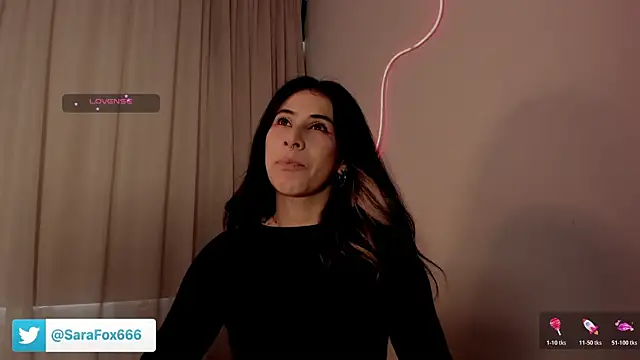 Snapshot of Sara_Foxx1 chatting on 07-30-26, 05:56 Sara Foxx1 online show from 07-30-26, 05:56