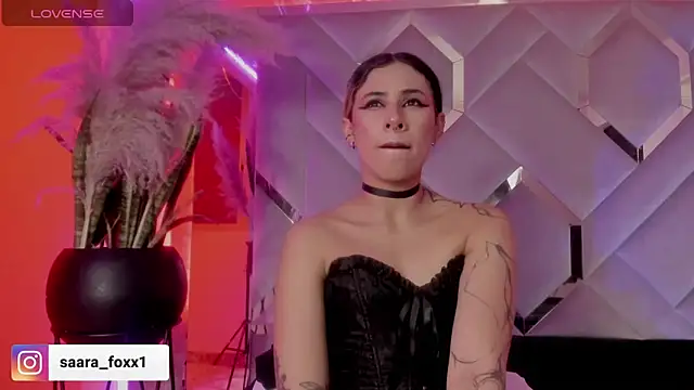 Sara Foxx1 online show from 11-14-25, 08:56