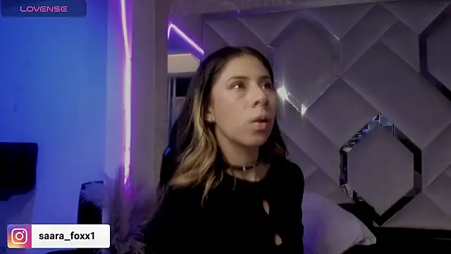 Sara Foxx1 online show from 04-08-26, 07:04