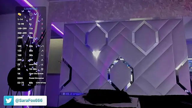 Sara Foxx1 online show from 09-24-25, 07:20