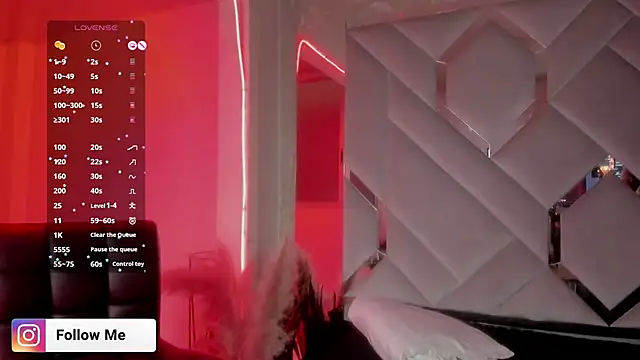 Sara Foxx1 online show from 03-28-26, 06:42