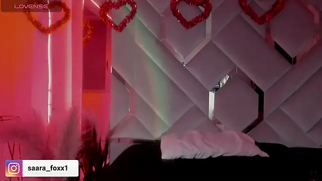 Sara Foxx1 online show from 02-22-26, 07:04