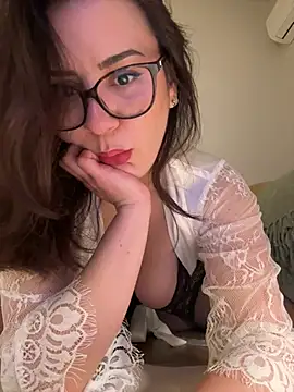 Its Jade online show from 04-13-26, 03:16