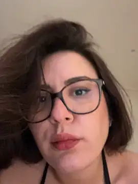 Its Jade online show from 03-22-26, 03:02