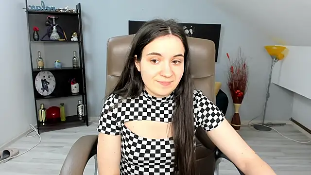 Snapshot of MelissaWiliam chatting on 02-18-25, 06:04 MelissaWiliam online show from 02-18-25, 06:04