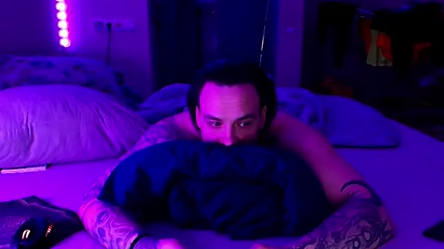 baphomet from ice online show from 04-14-26, 05:51