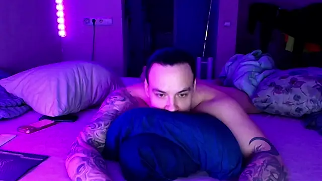 baphomet from ice online show from 04-16-26, 01:23