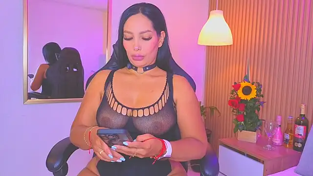 Dakota diaz  online show from 03-16-26, 07:49