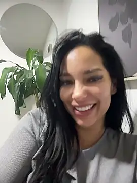 Dakota diaz  online show from 06-14-26, 06:58