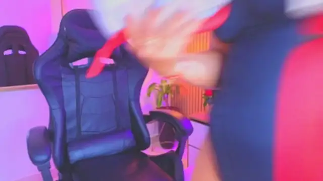 Dakota diaz  online show from 03-17-26, 07:39