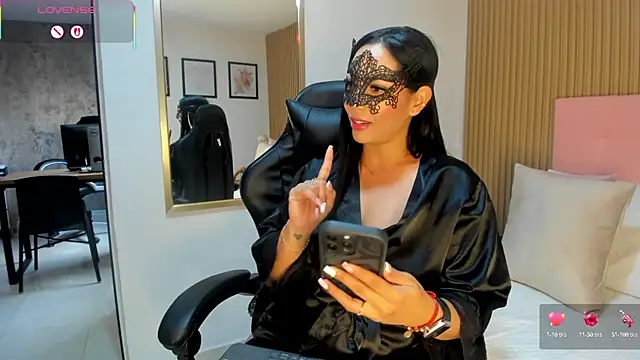 Dakota diaz  online show from 03-21-25, 09:23