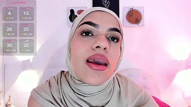 Umarani  online show from 09-11-25, 06:41