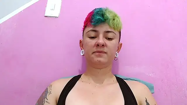 tomboyblue online show from 09-26-25, 01:29