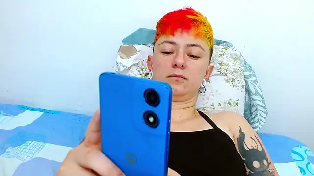 tomboyblue online show from 01-08-26, 07:09