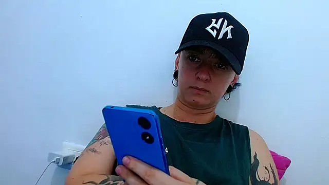 tomboyblue online show from 04-21-26, 07:42