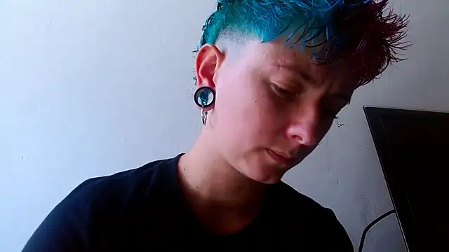 tomboyblue online show from 05-24-26, 05:13