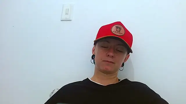 tomboyblue online show from 04-04-26, 06:25