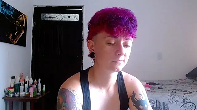 tomboyblue online show from 05-14-26, 07:44