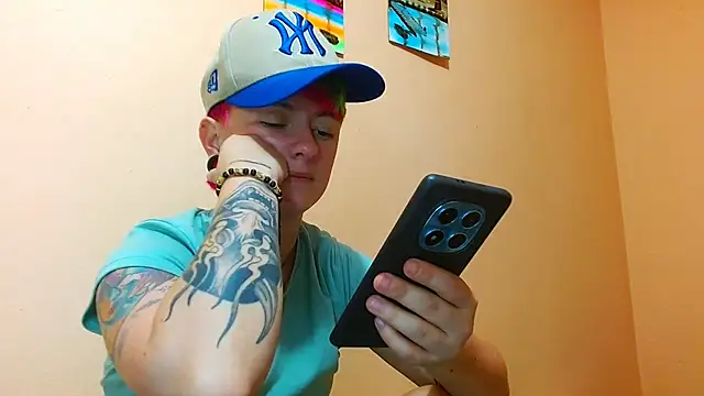 tomboyblue online show from 07-23-26, 04:21