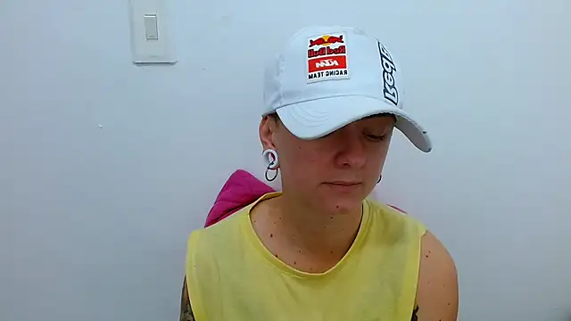 tomboyblue online show from 12-04-25, 12:59