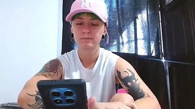 tomboyblue online show from 04-11-26, 06:55