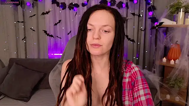 Snapshot of CoreyJane chatting on 10-25-25, 05:17 CoreyJane online show from 10-25-25, 05:17
