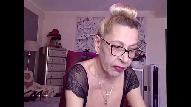 HornyMilf 555 online show from 10-13-25, 11:01