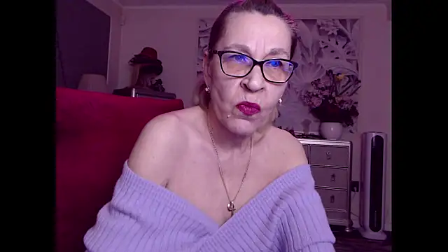 Snapshot of HornyMilf_555 chatting on 02-08-26, 03:21 HornyMilf 555 online show from 02-08-26, 03:21