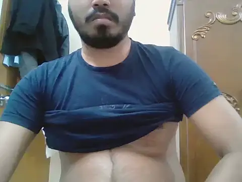 Snapshot of desiboyasif chatting on 10-27-25, 05:14 desiboyasif online show from 10-27-25, 05:14